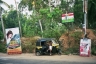Motor-Rikshas sind gängige Transportmittel in Indien, auch Fahrrad-Rikshas fahren noch